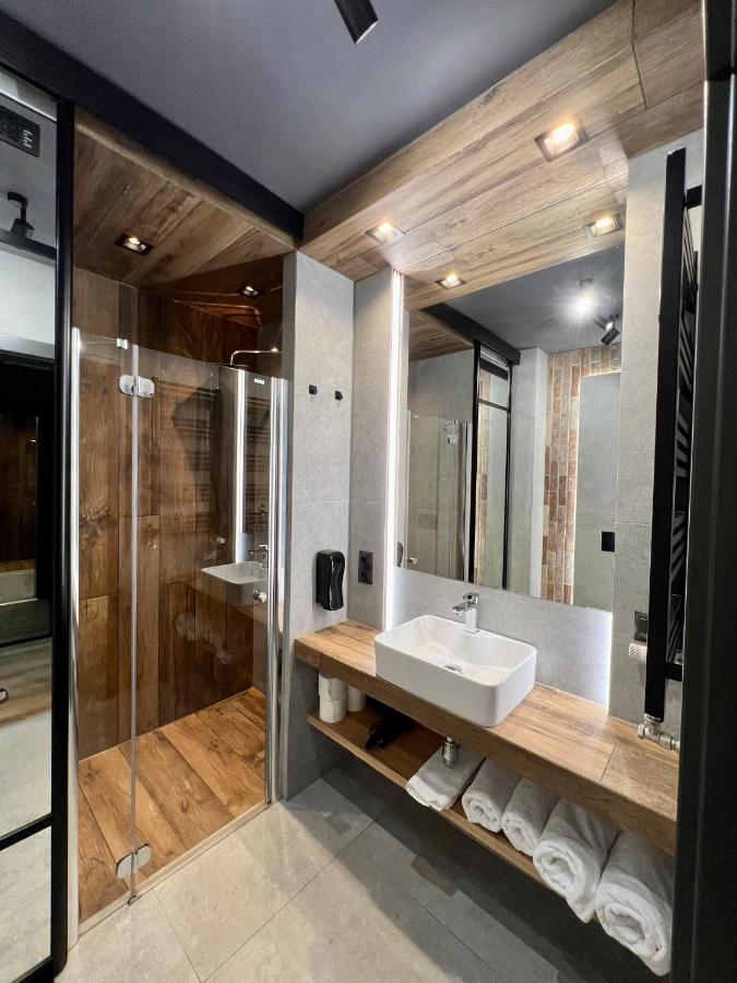 Loft Klonowa - Apartament Z Garazem Kielce Dış mekan fotoğraf