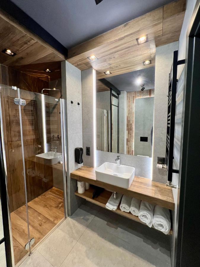 Loft Klonowa - Apartament Z Garazem Kielce Dış mekan fotoğraf